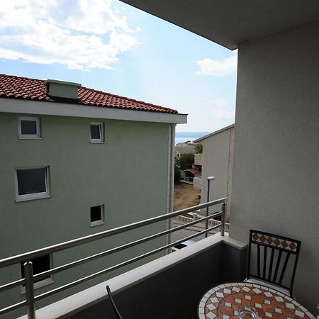 Apartments Knezevic Makarska Eksteriør billede